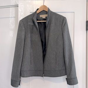 apostrophe skirt suit